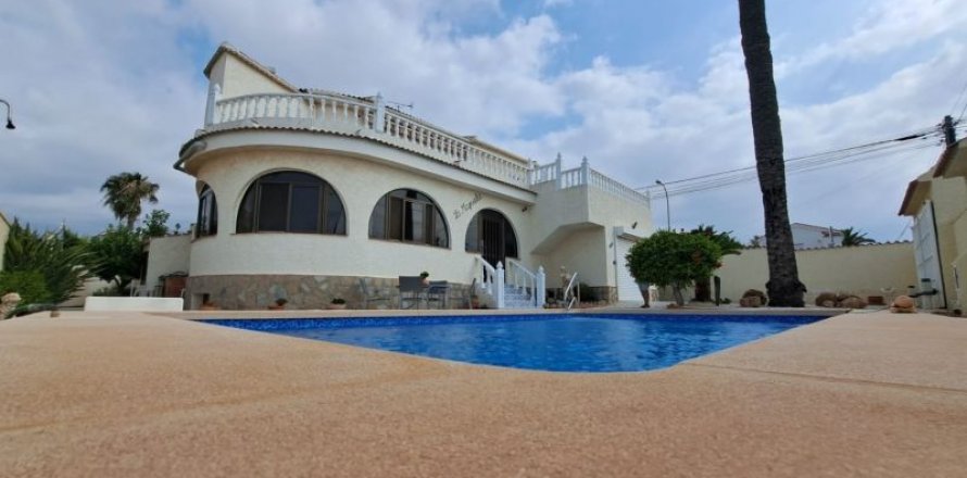Villa Ciudad Quesada, Alicante, Spanien 3 Schlafzimmer, 205 m2 Nr. 128898