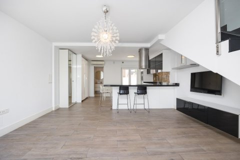 Villa till salu Torrevieja, Alicante, Spanien 2 sovrum, 88 kvm. Nr. 128903 - foto 15