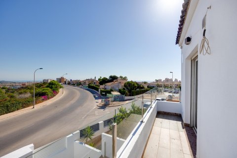 Villa till salu Torrevieja, Alicante, Spanien 2 sovrum, 88 kvm. Nr. 128903 - foto 23