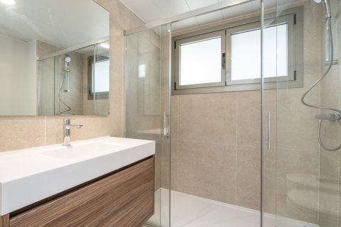 Dzīvoklis pārdošanā Madrid, Spānijā 2 istabas, 103 m2 Nr. 122422 - attēls 18