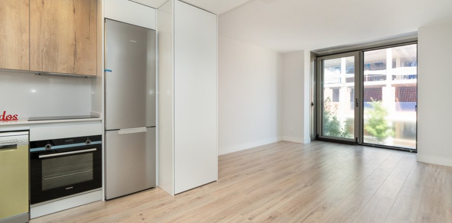 Dzīvoklis Madrid, Spānijā 2 istabas, 103 m2 Nr. 122422