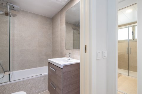 Dzīvoklis pārdošanā Madrid, Spānijā 2 istabas, 103 m2 Nr. 122422 - attēls 15