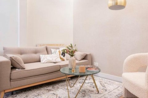 Продажа квартиры в Мадрид, Испания 1 спальня, 32м2 №122420 - фото 2