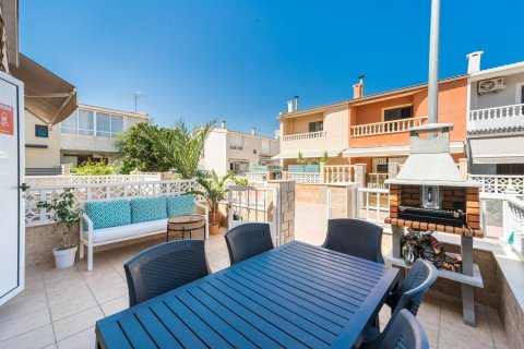 Townhouse à vendre Torrevieja, Alicante, Espagne, 4 chambres, 80 m2 No. 131913 - photo 3