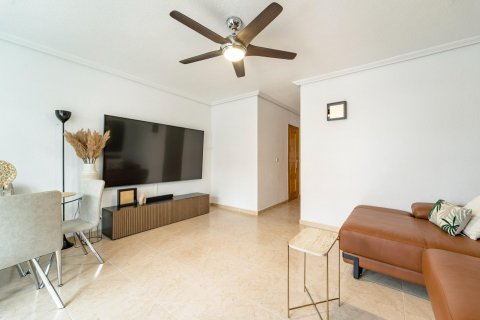 Townhouse à vendre Torrevieja, Alicante, Espagne, 4 chambres, 80 m2 No. 131913 - photo 7