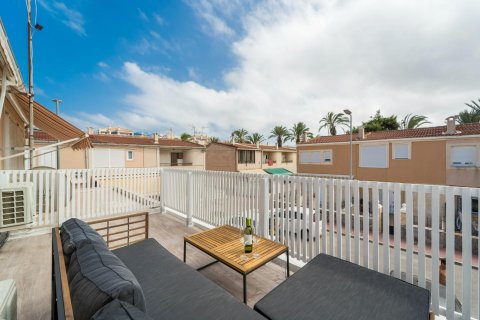 Townhouse à vendre Torrevieja, Alicante, Espagne, 4 chambres, 80 m2 No. 131913 - photo 26