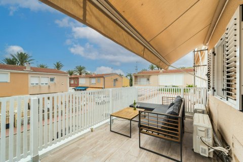 Townhouse à vendre Torrevieja, Alicante, Espagne, 4 chambres, 80 m2 No. 131913 - photo 24