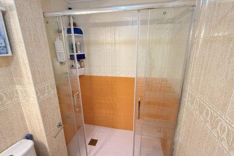 Wohnung zum Verkauf Alicante, Spanien 2 Schlafzimmer, 75 m2 Nr. 131912 - Foto 11