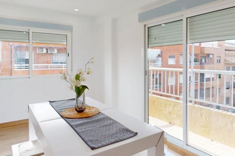 Apartamento en venta València, España 3 dormitorios, 109 m2 No. 132777 - foto 3