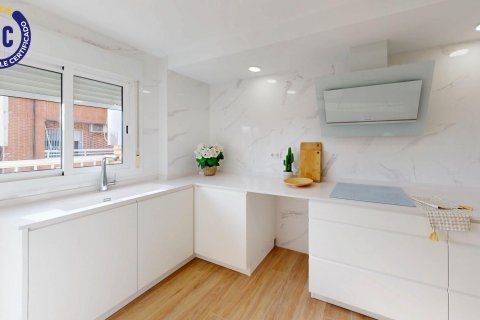 Apartamento en venta València, España 3 dormitorios, 109 m2 No. 132777 - foto 6