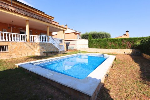 Продажа виллы Ллирия, Валенсия, Испания 5 спален, 246м2 №132775 - фото 2