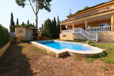 Продажа виллы Ллирия, Валенсия, Испания 5 спален, 246м2 №132775 - фото 3