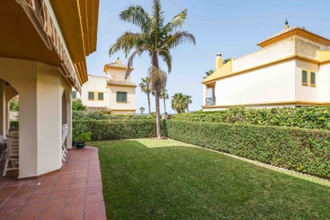 Apartment for sale Cadiz, Spain 3 bedrooms, 119 sq.m. No. 122397 - photo 8