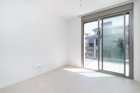 Аренда квартиры в Мадрид, Испания 3 спальни, 138м2 №122394 - фото 20