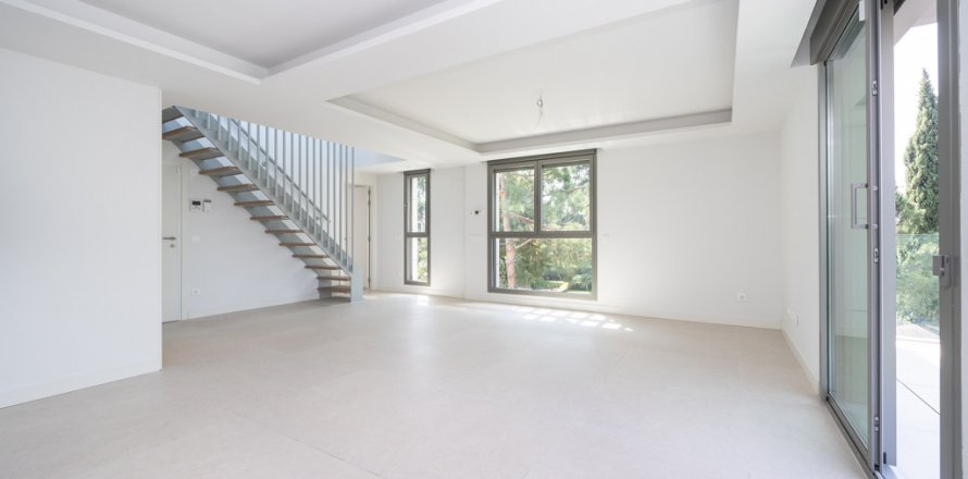 Квартира в Мадрид, Испания 3 спальни, 138м2 №122394