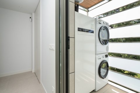 Аренда квартиры в Мадрид, Испания 3 спальни, 138м2 №122394 - фото 18
