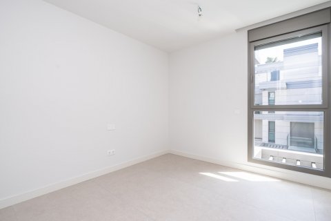 Аренда квартиры в Мадрид, Испания 3 спальни, 138м2 №122394 - фото 22