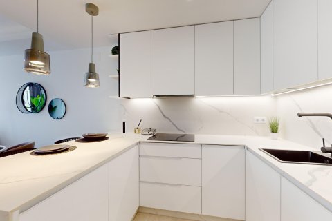 Kattohuoneisto myytävänä Cabo Roig, Alicante, Espanja, 3 makuuhuonetta,  No. 132159 - kuva 30