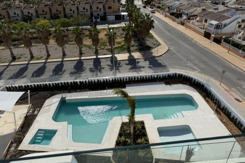 Penthouse for sale Cabo Roig, Alicante, Spain 2 bedrooms,  No. 132158 - photo 4