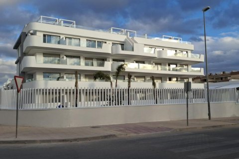 Penthouse for sale Cabo Roig, Alicante, Spain 2 bedrooms,  No. 132158 - photo 1