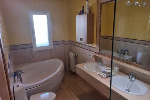 Townhouse for rent Ariany, Mallorca, Spain 4 bedrooms, 339 sq.m. No. 128284 - photo 16