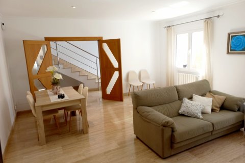 Townhouse for rent Ariany, Mallorca, Spain 4 bedrooms, 339 sq.m. No. 128284 - photo 5