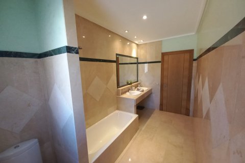 Townhouse for rent Ariany, Mallorca, Spain 4 bedrooms, 339 sq.m. No. 128284 - photo 10