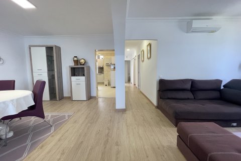 Apartment for rent Alcudia, Mallorca, Spain 4 bedrooms, 240 sq.m. No. 128255 - photo 7