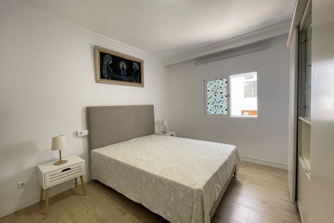 Apartment for rent Alcudia, Mallorca, Spain 4 bedrooms, 240 sq.m. No. 128255 - photo 9