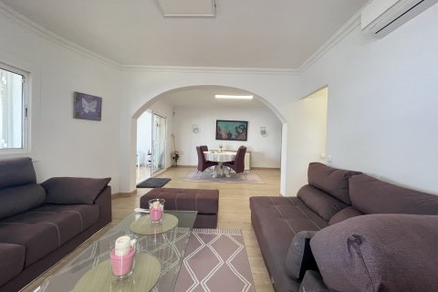 Apartment for rent Alcudia, Mallorca, Spain 4 bedrooms, 240 sq.m. No. 128255 - photo 4
