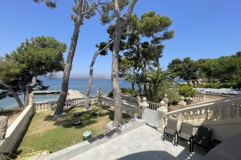 Apartment for rent Alcudia, Mallorca, Spain 4 bedrooms, 240 sq.m. No. 128255 - photo 18