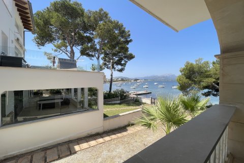 Apartment for rent Alcudia, Mallorca, Spain 4 bedrooms, 240 sq.m. No. 128255 - photo 2