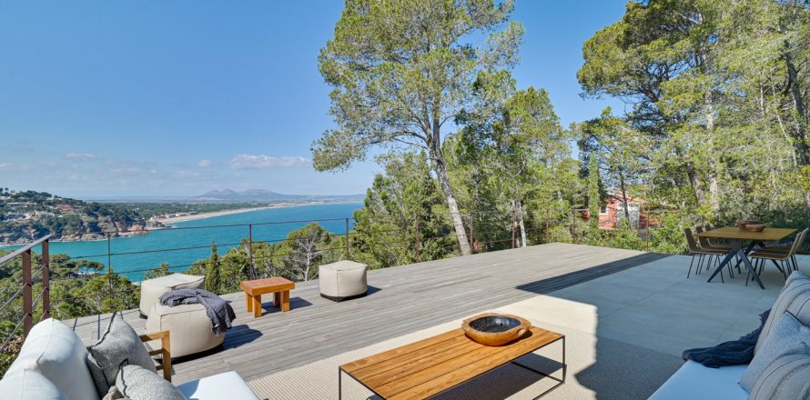 House Begur, Girona, Espagne 4 chambres, 347 m2 No. 130365