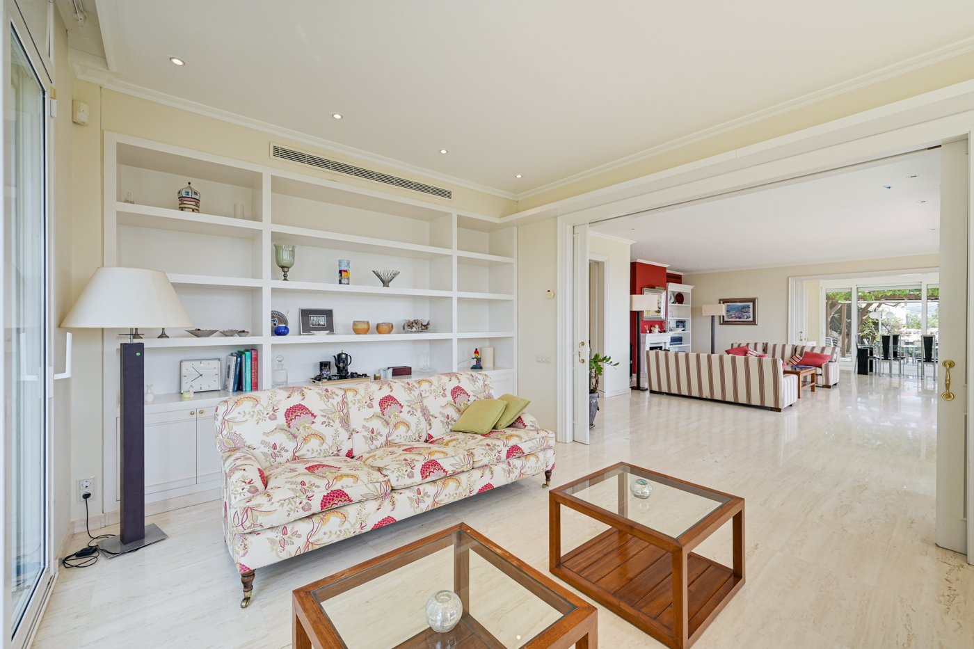 House in Sitges, Barcelona, Spain 5 bedrooms, 910 sq.m. No. 130398