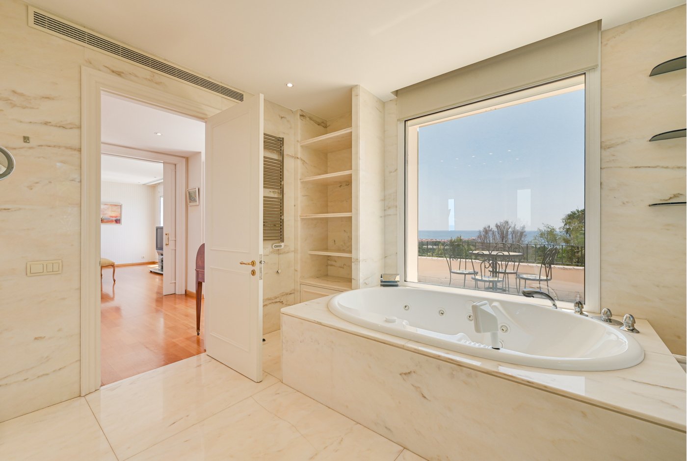 House in Sitges, Barcelona, Spain 5 bedrooms, 910 sq.m. No. 130398