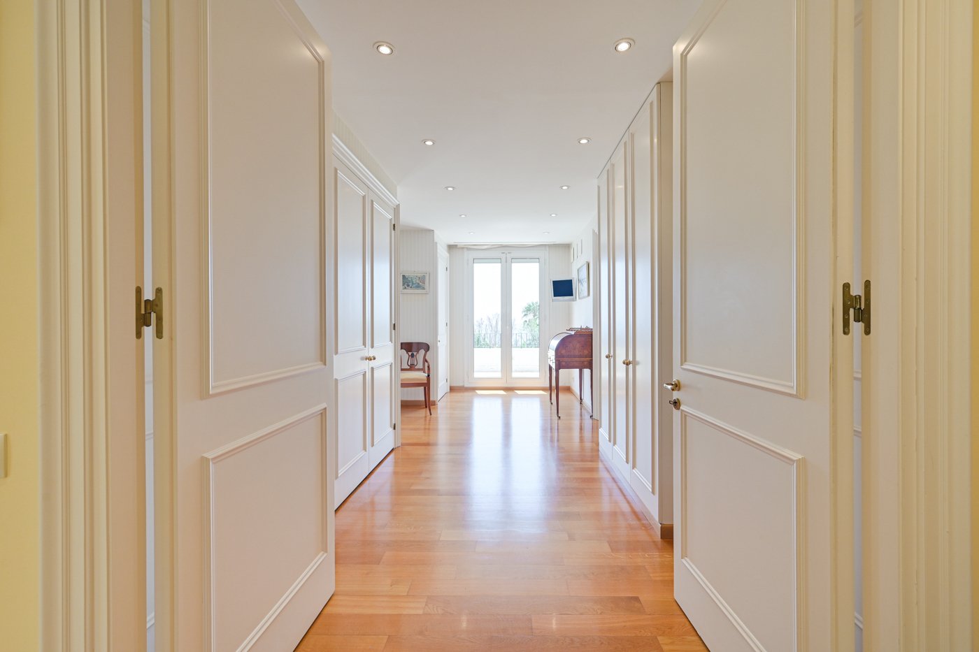 House in Sitges, Barcelona, Spain 5 bedrooms, 910 sq.m. No. 130398