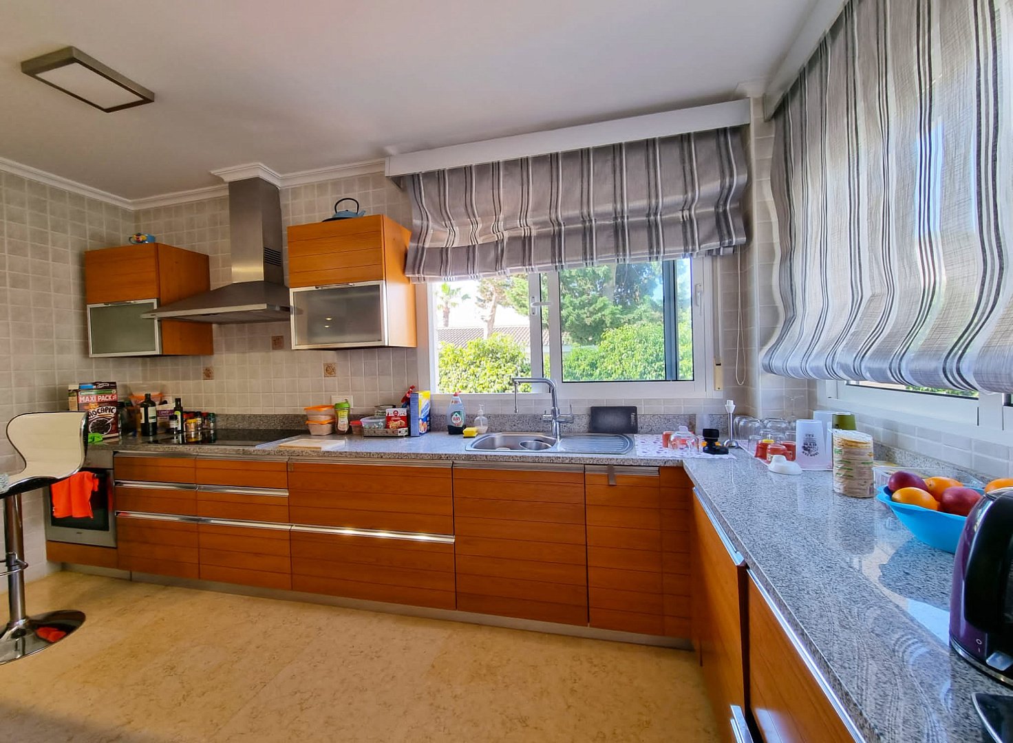House in Torrevieja, Alicante, Spanien 5 Schlafzimmer, 380 m2 Nr. 130397
