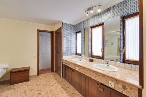 House à vendre Llagostera, Girona, Espagne, 6 chambres, 654 m2 No. 130395 - photo 26