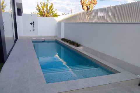 Villa zum Verkauf Alicante, Spanien 3 Schlafzimmer, 198 m2 Nr. 132023 - Foto 2