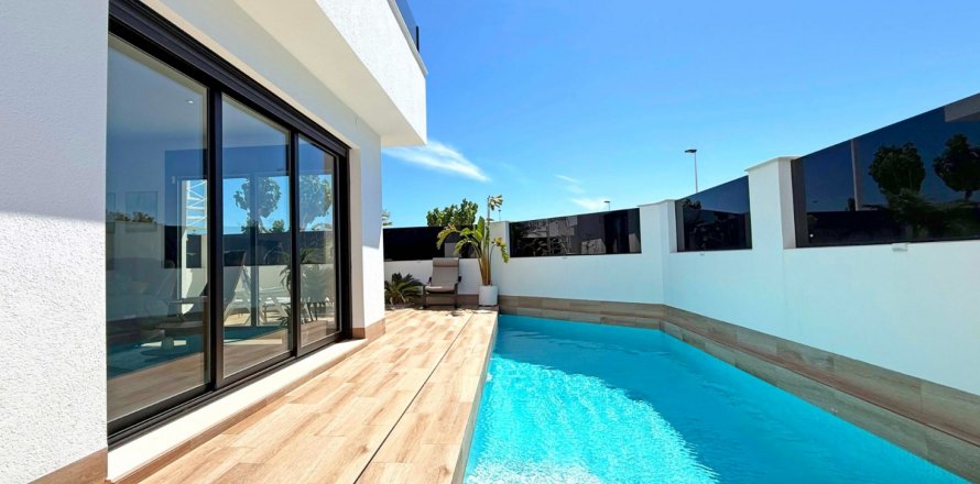 Villa San Pedro del Pinatar, Murcia, Spagna 2 camere da letto, 140 mq. N° 125334