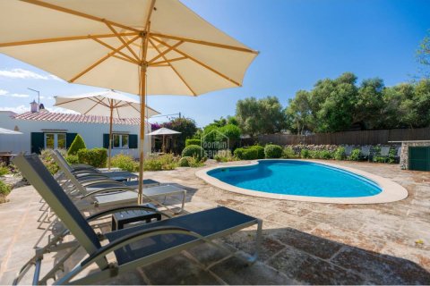 Villa à vendre Es Castell, Menorca, Espagne, 5 chambres, 118 m2 No. 127933 - photo 2