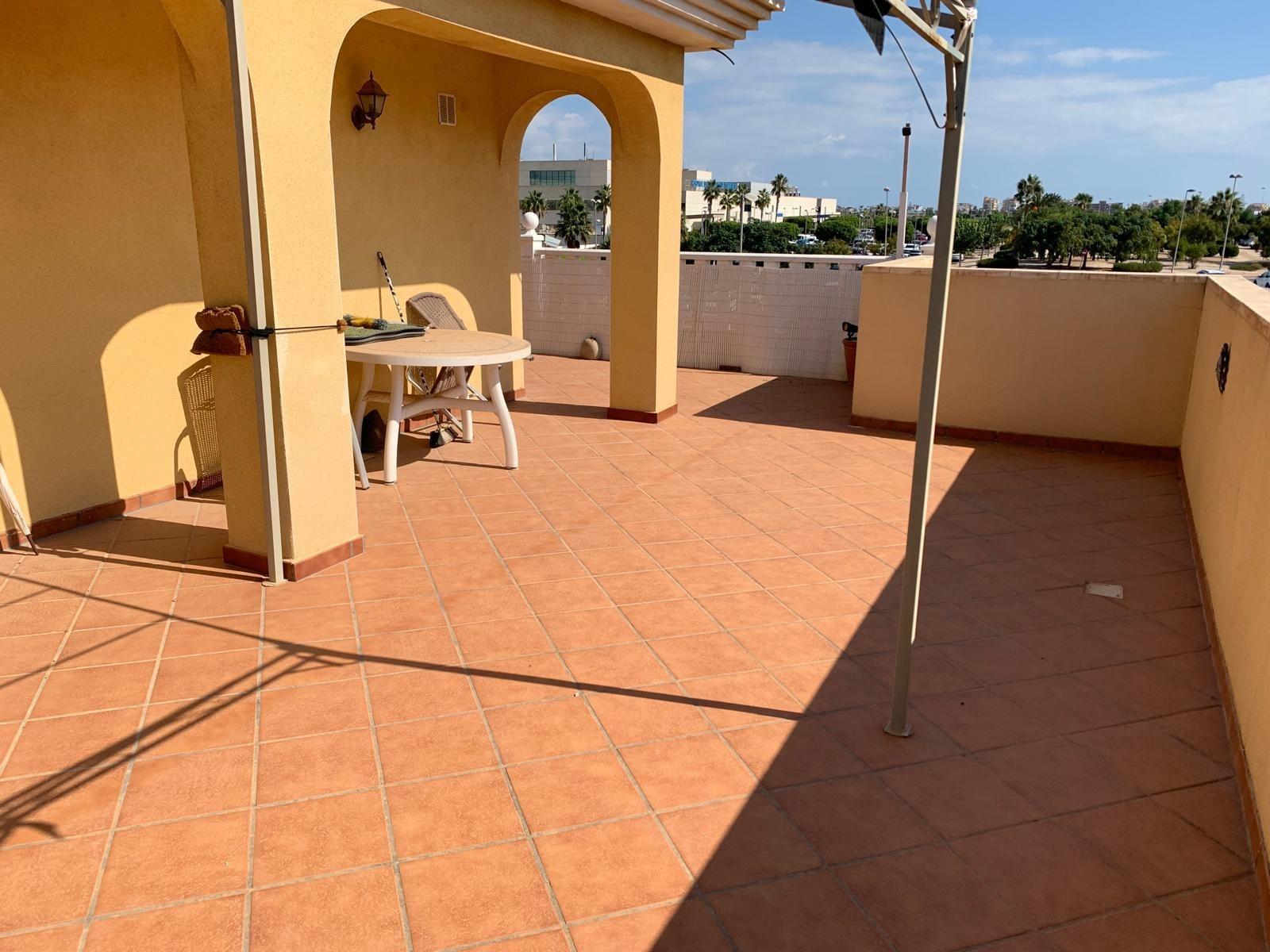 Huvila Los Balcones, Alicante, Espanja 6 makuuhuonetta, 340 m2 No. 126936