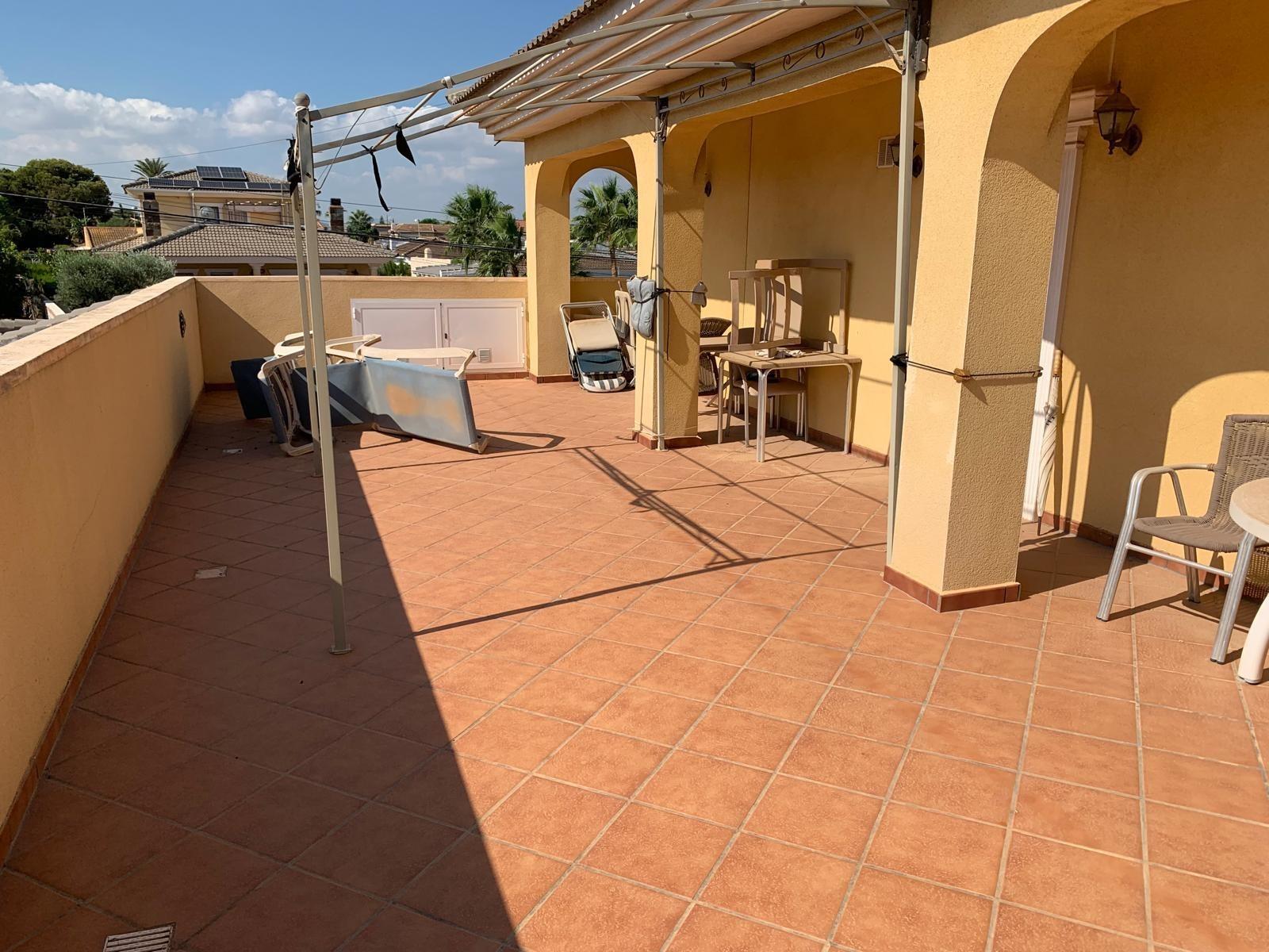 Huvila Los Balcones, Alicante, Espanja 6 makuuhuonetta, 340 m2 No. 126936