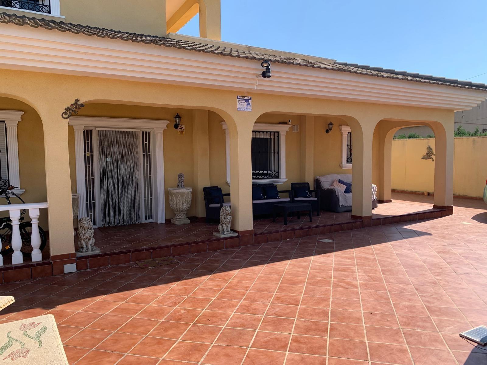 Huvila Los Balcones, Alicante, Espanja 6 makuuhuonetta, 340 m2 No. 126936