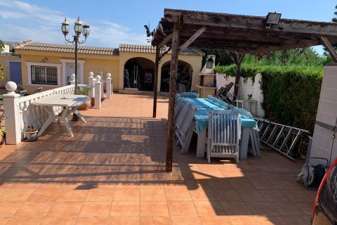 Villa à vendre Los Balcones, Alicante, Espagne, 6 chambres, 340 m2 No. 126936 - photo 9