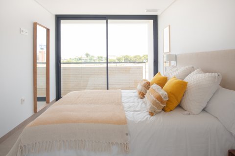 Villa pārdošanā Alicante, Spānijā 4 istabas, 270 m2 Nr. 132167 - attēls 28