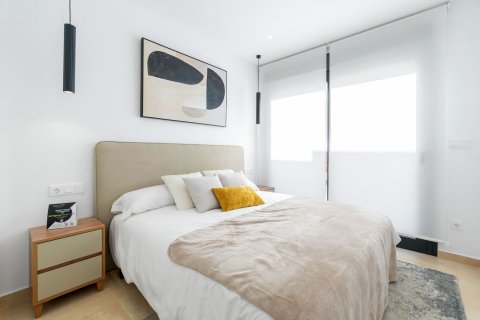 Bungalow zum Verkauf Torrevieja, Alicante, Spanien 2 Schlafzimmer, 160 m2 Nr. 123028 - Foto 24