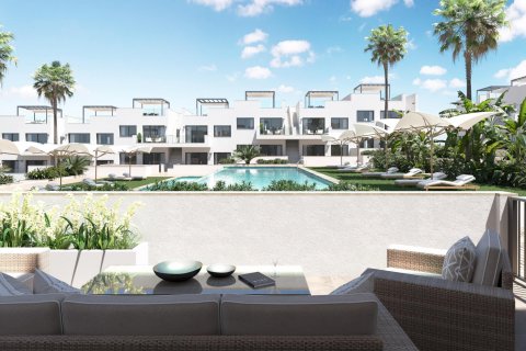 Bungalow zum Verkauf Torrevieja, Alicante, Spanien 2 Schlafzimmer, 160 m2 Nr. 123028 - Foto 14