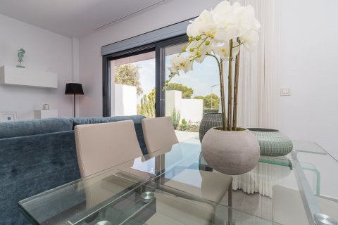 Продажа бунгало в Торревьеха, Аликанте, Испания 3 спальни, 157м2 №123022 - фото 11