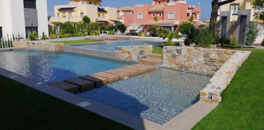 Бунгало в Торревьеха, Аликанте, Испания 3 спальни, 157м2 №123022